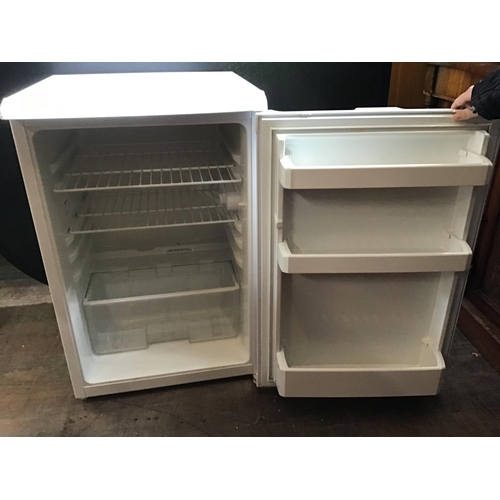 591 - BEKO UPRIGHT  FRIDGE
H 33