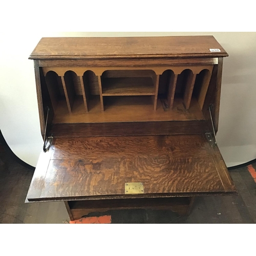 595 - OAK STUDENTS DESK
H 40