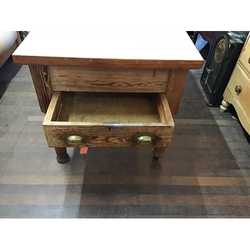 754 - VICTORIAN PITCH PINE KITCHEN TABLE WITH DRAWERS
H 32