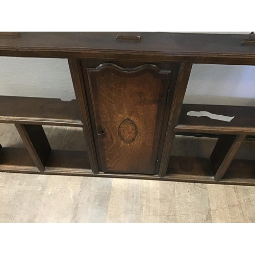 631 - EARLY OAK DRESSER RACK WITH CENTER CUPBOARD DOOR
L 51