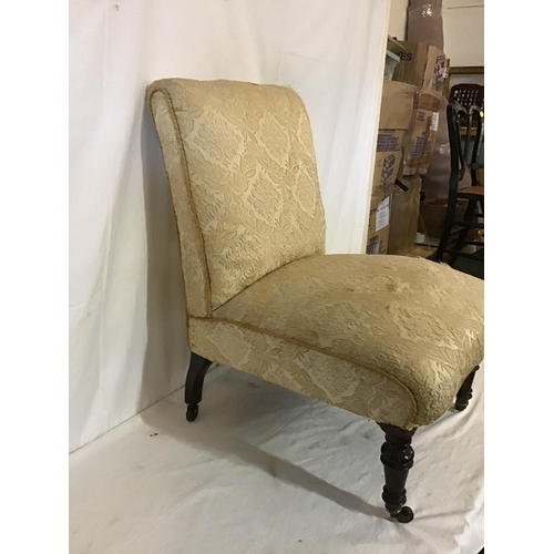 639 - VICTORIAN  UPHOLSTERED  NURSING CHAIR ON CHINA CASTORS