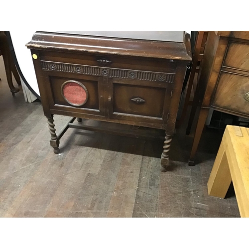 659 - OAK GRAMAPHONE CABINET (CABINET ONLY)