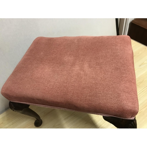 679 - MAHOGANY  UPHOLSTERED  BEDROOM STOOL ON CABRIOLE LEGS
H 19