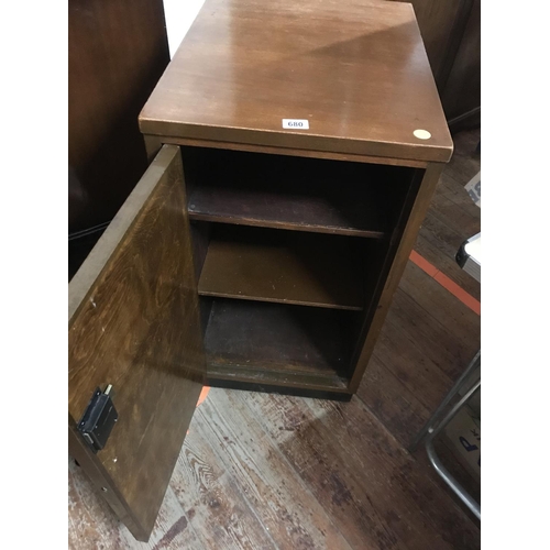 680 - VINTAGE SINGLE DOOR CABINET
H 34