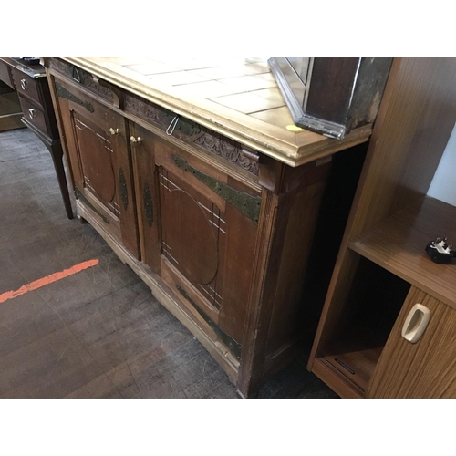 709 - 2 DOOR ARTS AND CRAFTS SIDEBOARD WITH TILE TOP
59 X 21