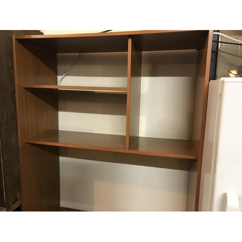 712 - BADGED SCHREIBER SHELVING UNIT
37 X 15