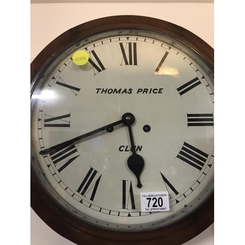 720 - VICT SCHOOL CLOCK THOMAS PRICE CLUN COMPLETE WITH KEY AND PENDULUM