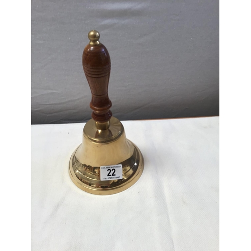 22 - MODERN BRASS SCHOOL BELL, TOASTING FORKS & 4 BRASS DOOR KNOCKERS