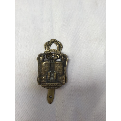 22 - MODERN BRASS SCHOOL BELL, TOASTING FORKS & 4 BRASS DOOR KNOCKERS