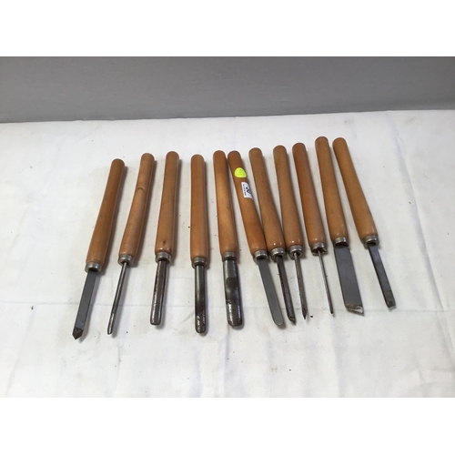 30 - QTY OF LATHE WOODWORKING CHISELS - 11 IN TOTAL