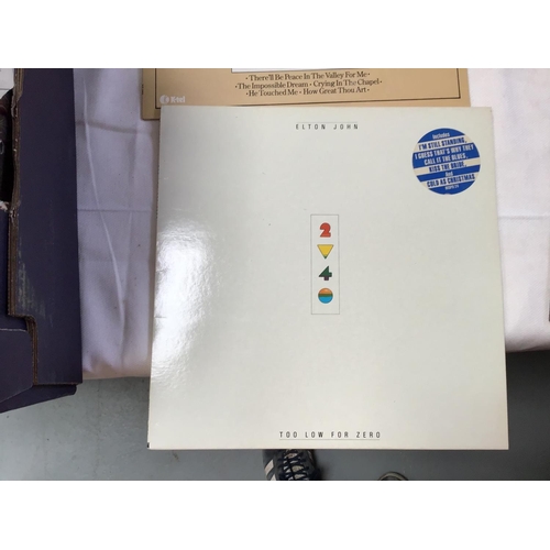 35 - QTY OF LP RECORDS & VINTAGE SINGLES