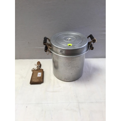 41 - VINTAGE MILBRO WATERLESS COOKER & PAIR OF BUTTER PATS