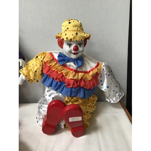 59 - BOX OF CHINA HEADED CLOWNS ETC