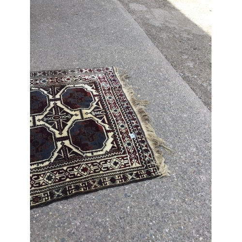 185 - ORIENTAL VINTAGE CARPET - 75