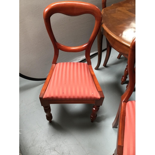 186 - REPRODUCTION DINING TABLE WITH 1 LEAF A/F AND 6 REPRODUCTION MAHOGANY DINING CHAIRS - 56