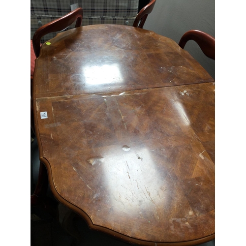 186 - REPRODUCTION DINING TABLE WITH 1 LEAF A/F AND 6 REPRODUCTION MAHOGANY DINING CHAIRS - 56