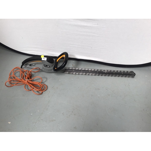 206 - **LOT WITHDRAWN **
TITAN ELECTRIC HEDGE TRIMMER