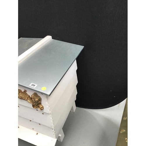 209 - BEE HIVE STORAGE CABINET
32