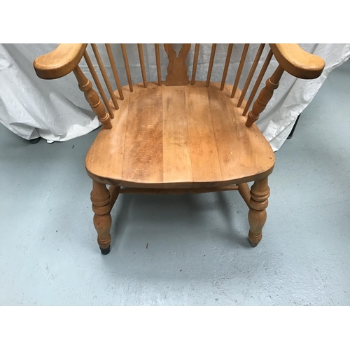 224 - REPRODUCTION BEECH SPLAT BACK WINDSOR CHAIR A/F