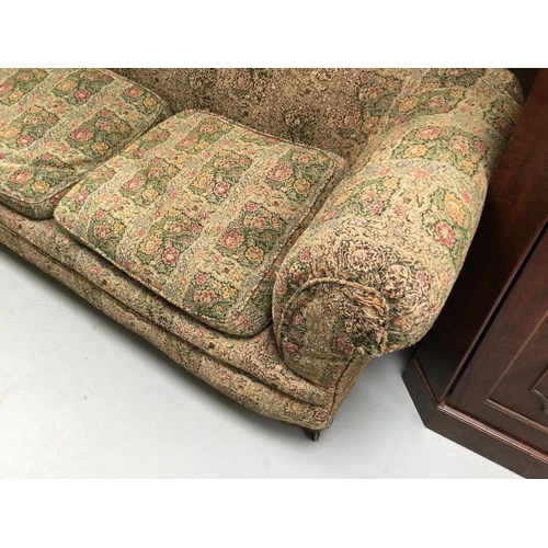 230 - VICTORIAN UPHOLSTERED CHESTERFIELD SETTEE A/F
71