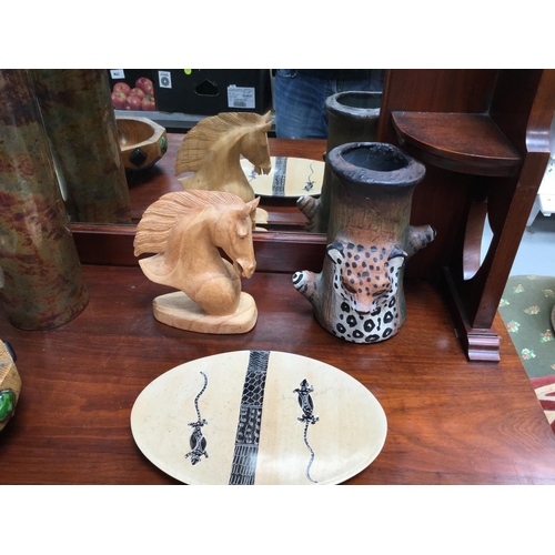 237 - QTY OF ORNAMENTS TO INCLUDE WOODEN BOWL, METAL BOTTLE ETC