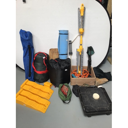 74 - LARGE QTY OF CAMPNG & CARAVAN EQUIPMENT TO INCLUDE 2 TENTS, DRIVEAWAY AWNING GAZEBO'S WINDBREAKS, ST... 