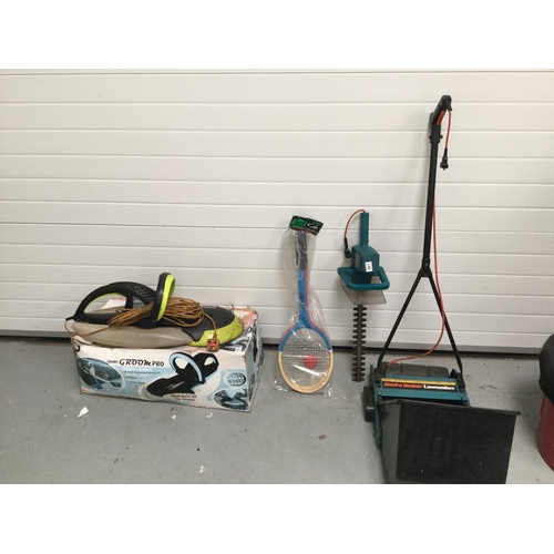 110 - GARDEN GROOMER, HEDGETRIMMER, ELECTRIC SCARIFIER