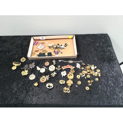 82 - QTY OF CAP BADGES, MILITARY BUTTONS ETC