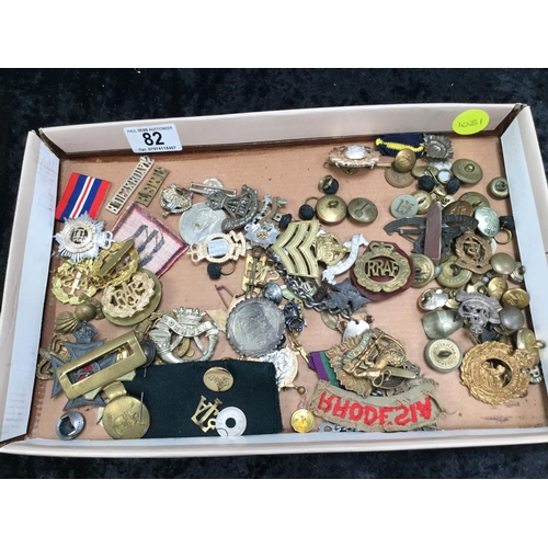 82 - QTY OF CAP BADGES, MILITARY BUTTONS ETC