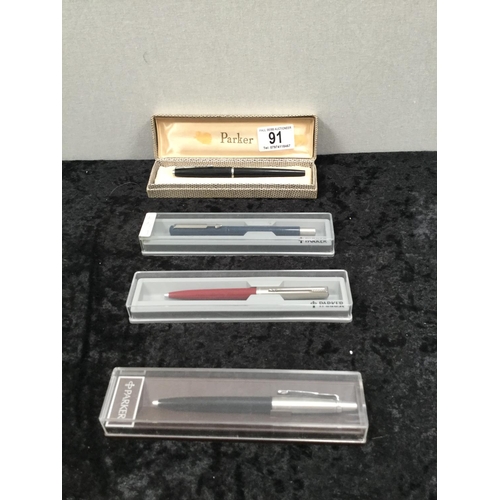 91 - 4 PARKER PENS