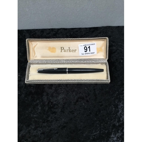 91 - 4 PARKER PENS