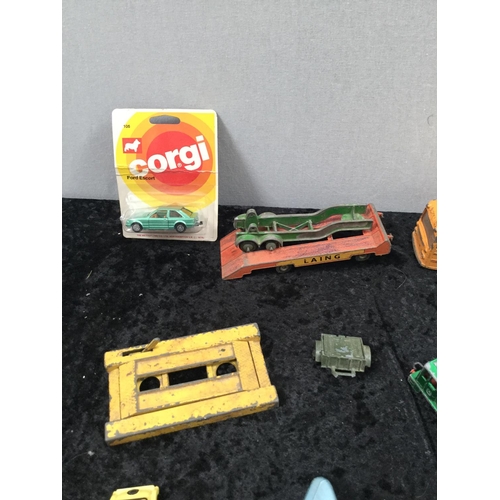 96 - QTY OF EARLY DINKY TOYS TO INCLUDE BUSES, TRACTORS ETC
