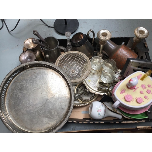 190 - BOX OF SILVER PLATED ITEMS, WEST GERMAN LAVA VASE AND BOC OF BLUE PATTERENED CHINA