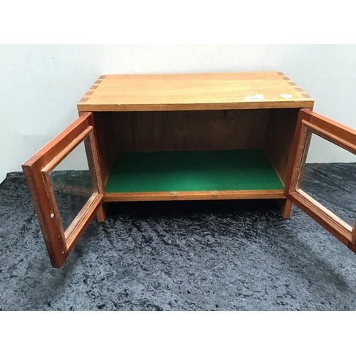 198 - VINTAGE MAHOGANY GLAZED CABINET OF SMALL PROPORTIONS 19