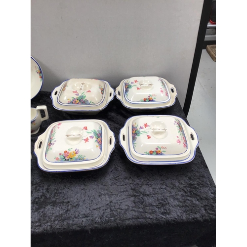 200 - PART DINNER SERVICE TO INCLUDE TUREENS, GRAVY BOATS PLATES ETC