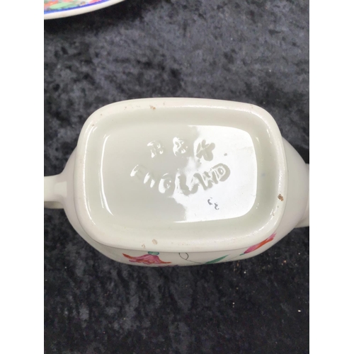 200 - PART DINNER SERVICE TO INCLUDE TUREENS, GRAVY BOATS PLATES ETC