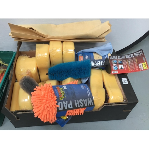 218 - 2 BOXES OF HARDWARE TO INCLUDE SPONGES, WASH PADS ETC