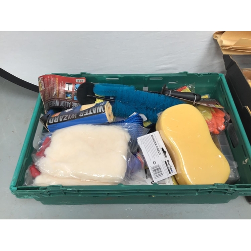 218 - 2 BOXES OF HARDWARE TO INCLUDE SPONGES, WASH PADS ETC