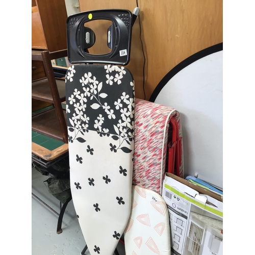 224 - QTY OF KITCHEN ITEMS TO INCLUDE IRONING BOARD, FOLDING TABLE, AIRERS ETC