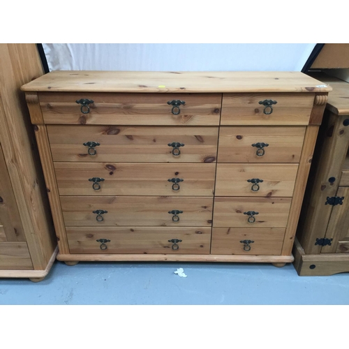 237 - MODERN PINE 10 DRAWER BEDROOM CHEST 44