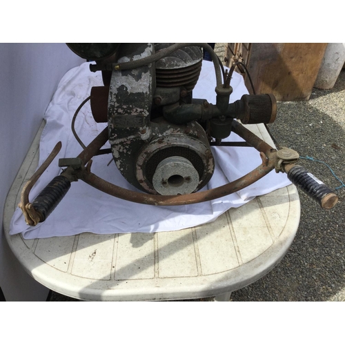 66 - DANARM MILITARY PETROL 2 MAN CHAINSAW
 NUMBER - WDB4368