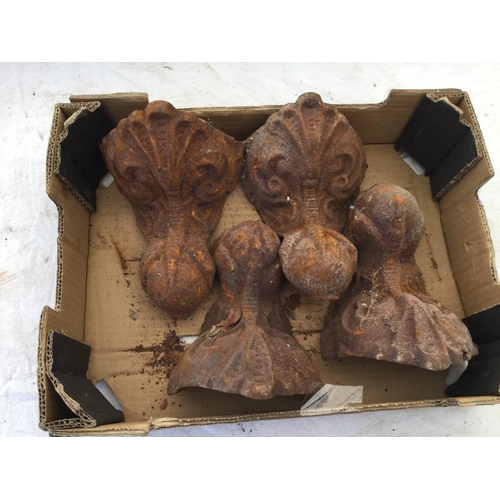 119 - 4 VICTORIAN CAST IRON BALL AND CLAW BATH FEET