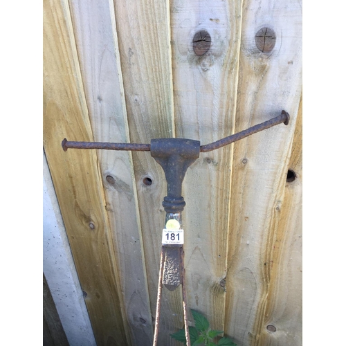 181 - VICTORIAN GARDEN ROLLER
