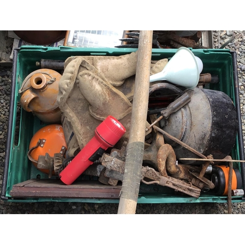 19 - 2 CRATES AND A TRAY OF HARDWARE TO INCLUDE HEDGING MITTONS, AXE ETC