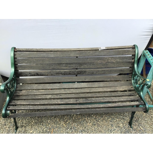 106 - GARDEN BENCH WITH METAL ENDS
50 X 32