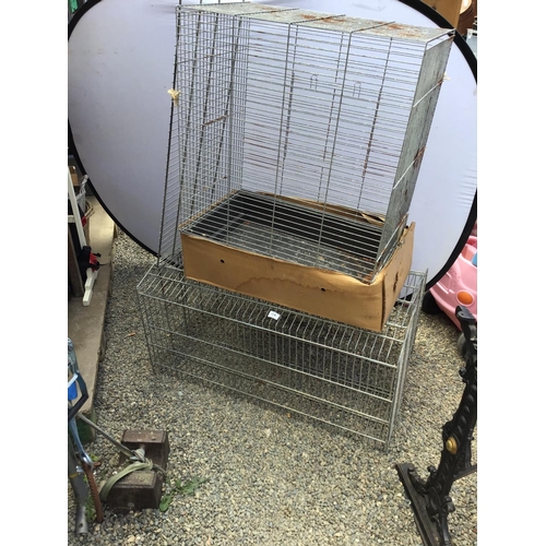 109 - 2 PET CAGES