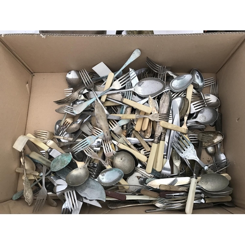 133 - BOX OF CUTLERY TO INCLUDE COPPER KETTLE VINTAGE TIN ETC