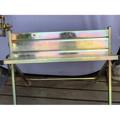 44 - METAL CHAINSAW BENCH