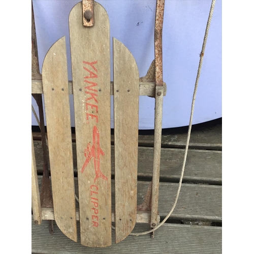 54 - VINTAGE YANKEE CLIPPER WOODEN SLEDGE