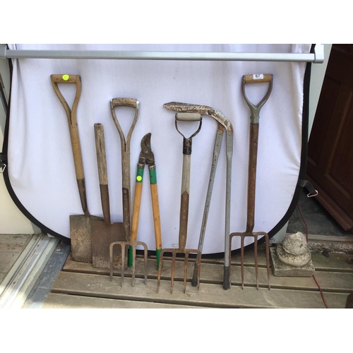 67 - QTY OF VINTAGE FORKS, SPADES, PRUNERS AND EDGING SHEARS